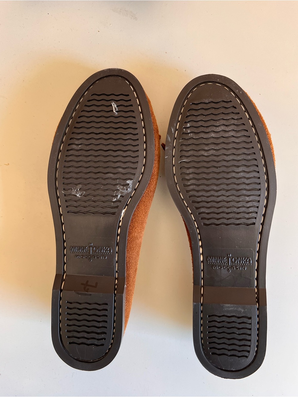 Minnetonka Thunderbird Brown Suede Beaded Fringe Moccasins - Picture 6 of 6